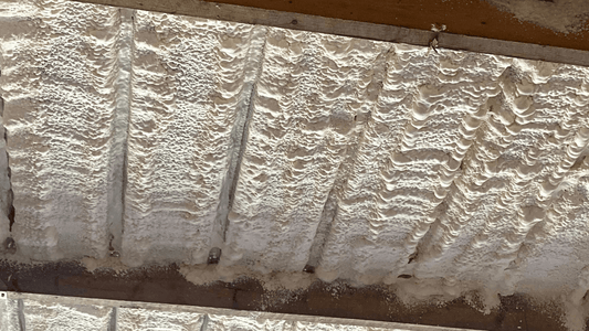 Isolation bac acier avec mousse polyuréthane : solution anti-condensation efficace Brimar