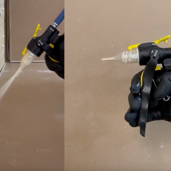 Vidéo de mise en route du kit mousse polyuréthane Honeyfoam – connexion des tuyaux et préparation avant application.